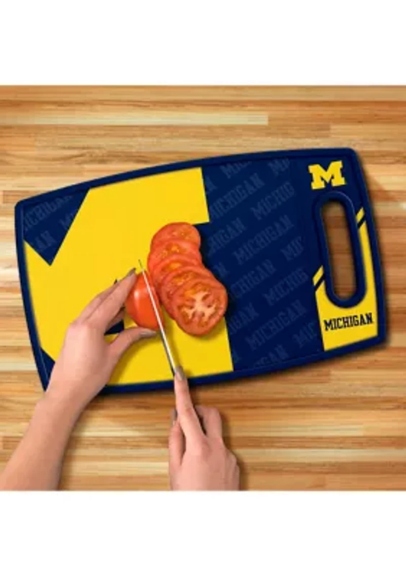 YouTheFan NCAA Michigan Wolverines Logo Series Cutting Board