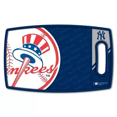 YouTheFan MLB New York Yankees Logo Series Cutting Board