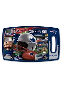 YouTheFan NFL New England Patriots Retro Series Cutting Board