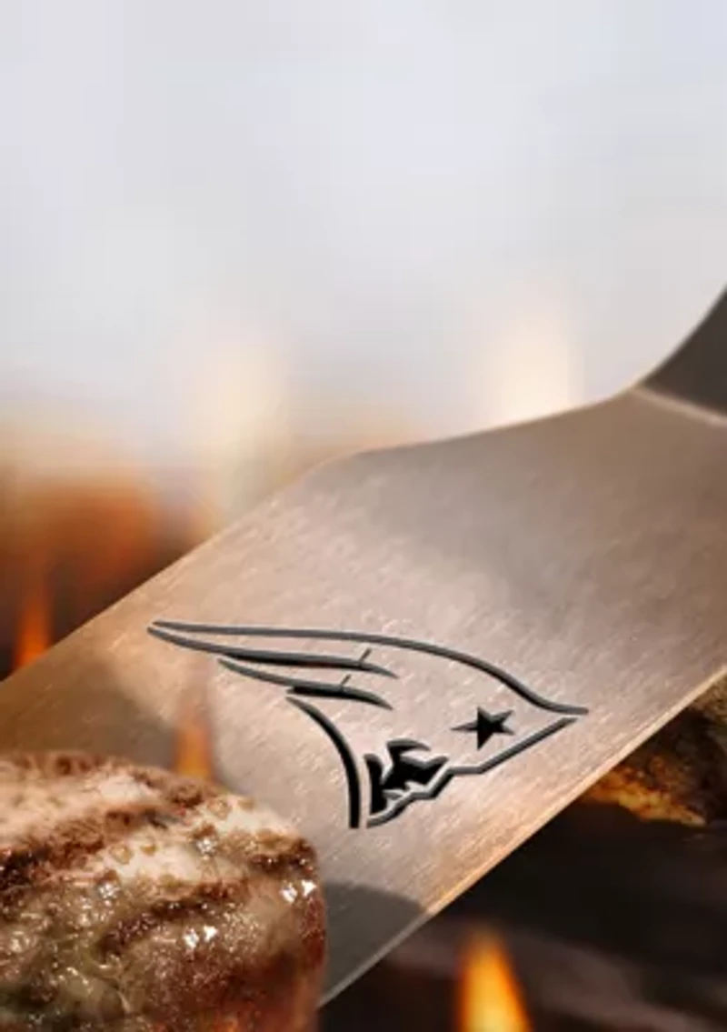 YouTheFan NFL New England Patriots Classic Series 3-Piece BBQ Set
