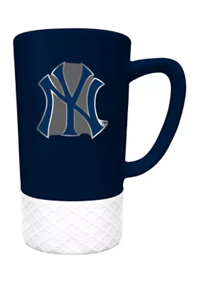 MLB New York Yankees 15 Ounce Jump Mug