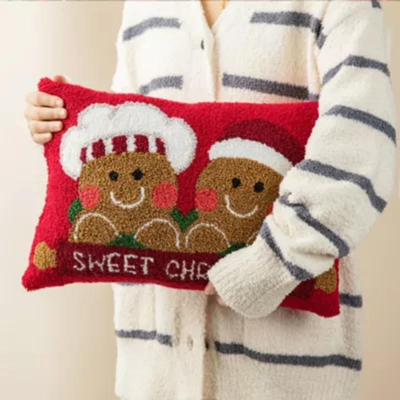 18"L Hooked Gingerbread Boy & Girl Pillow