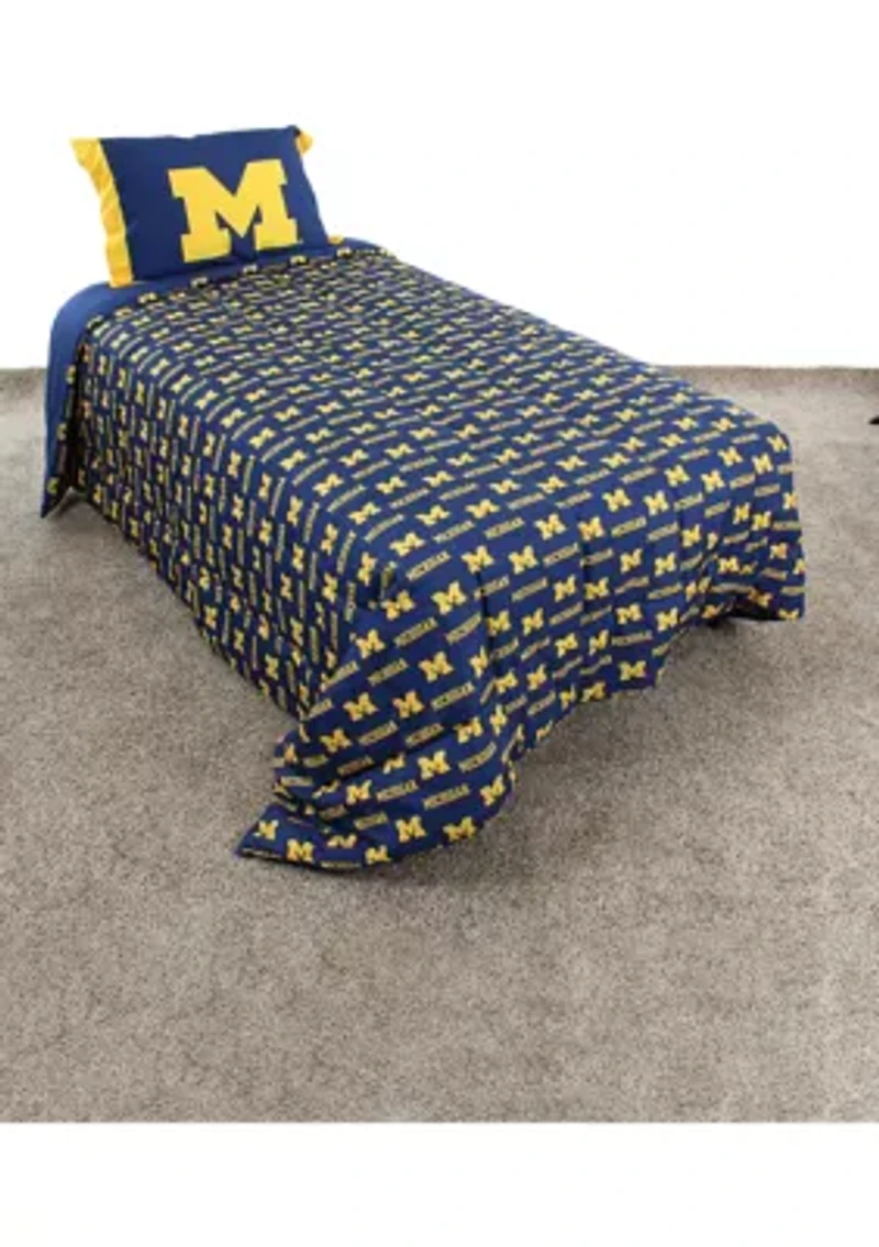 NCAA Michigan Wolverines Reversible Comforter Set