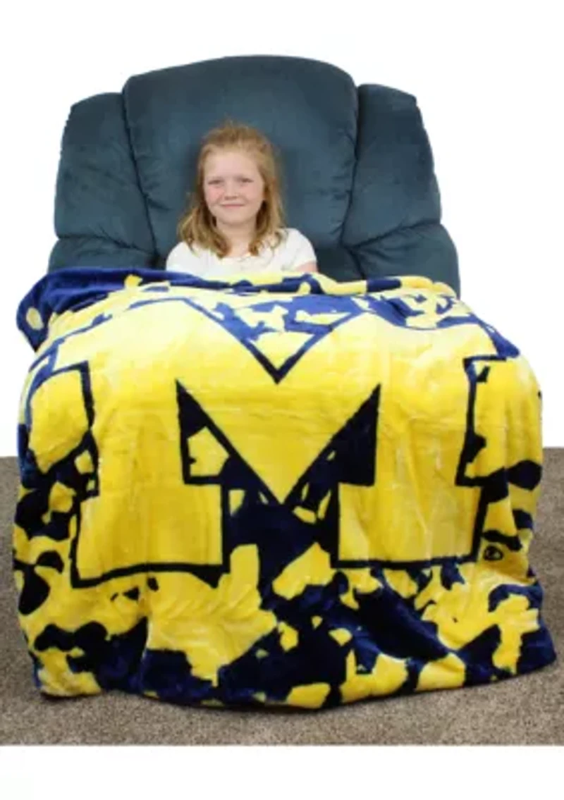 NCAA Michigan Wolverines Huge Raschel Throw Blanket