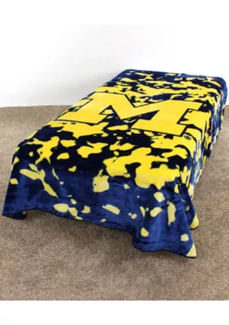 NCAA Michigan Wolverines Huge Raschel Throw Blanket