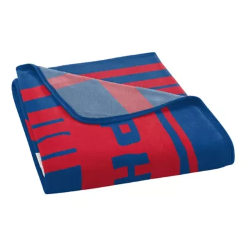 NBA Officially Licensed Philadelphia 76ers 46" x 60" Microfiber Throw Blanket