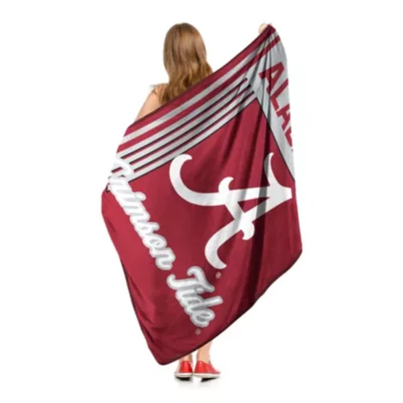 NCAA Officially Licenced Alabama Crimson Tide 46" x 60" Microfiber Throw Blanket
