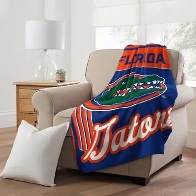 NCAA Officially Licenced Florida Gators 46" x 60" Microfiber Throw Blanket