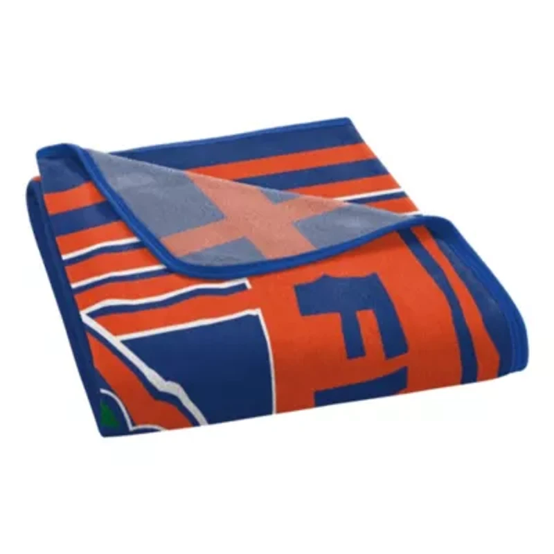 NCAA Officially Licenced Florida Gators 46" x 60" Microfiber Throw Blanket