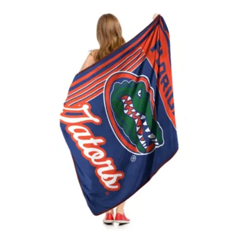 NCAA Officially Licenced Florida Gators 46" x 60" Microfiber Throw Blanket
