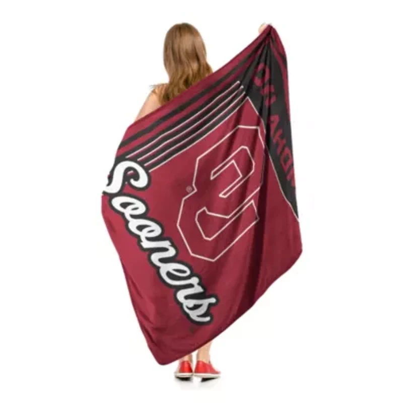 NCAA Officially Licensed Oklahoma Sooners 46" x 60" Microfiber Throw Blanket