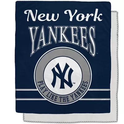 MLB New York Yankees 50" x 60" Retro Emblem Flannel Fleece Sherpa Blanket