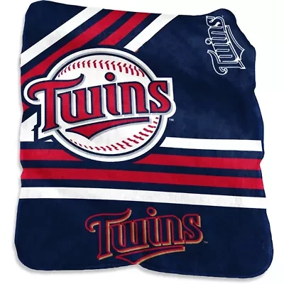 MLB Minnesota Twins 50'' x 60'' Plush Raschel Throw Blanket