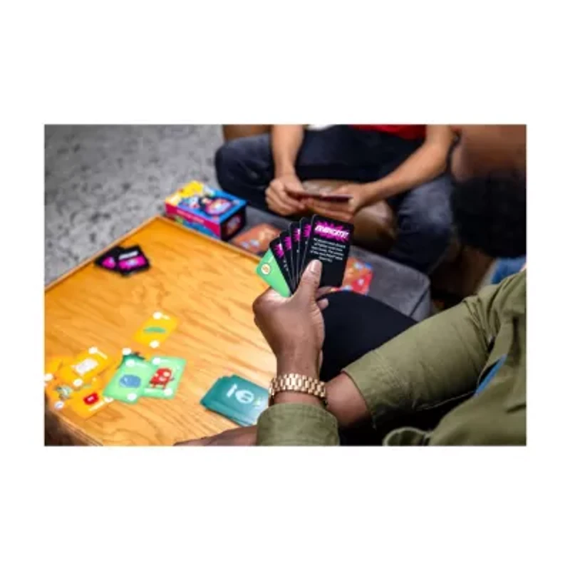 The Awkward Yeti Presents: House Pets vs Aliens