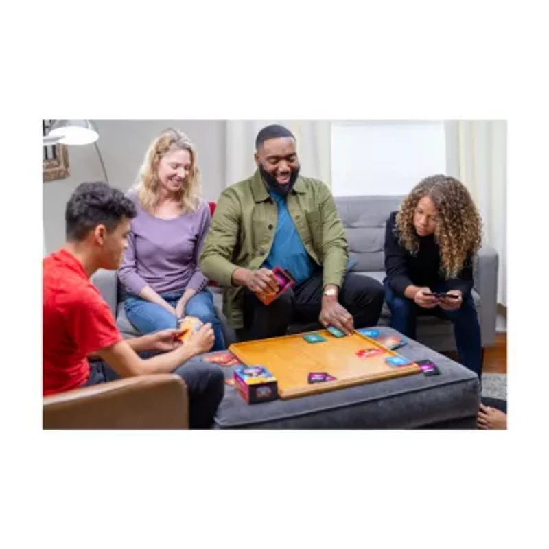 The Awkward Yeti Presents: House Pets vs Aliens