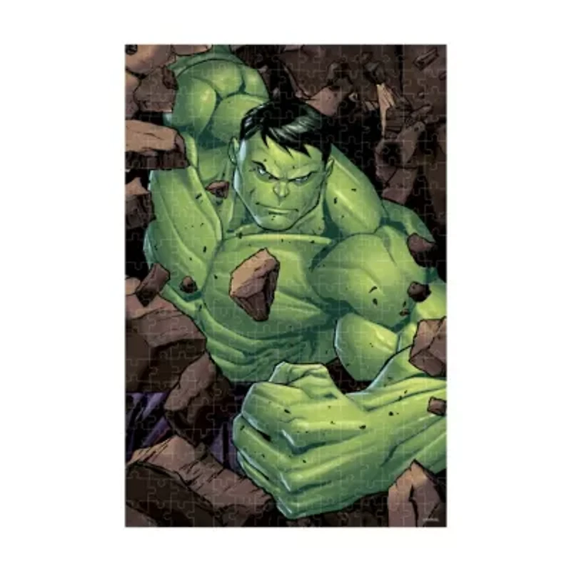 Marvel Avengers - The Incredible Hulk 3D Lenticular Jigsaw Puzzle in a Collectible Shaped Tin: 300 Pcs