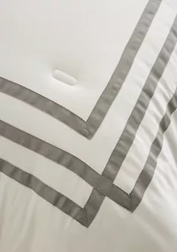 Morgan Comforter Set