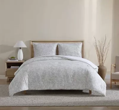 Stearns & Foster Trailing Vines 3 piece Comforter + Sham Set