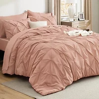 7 Piece GentleSoft™ Pintuck Comforter Bed Bag Set