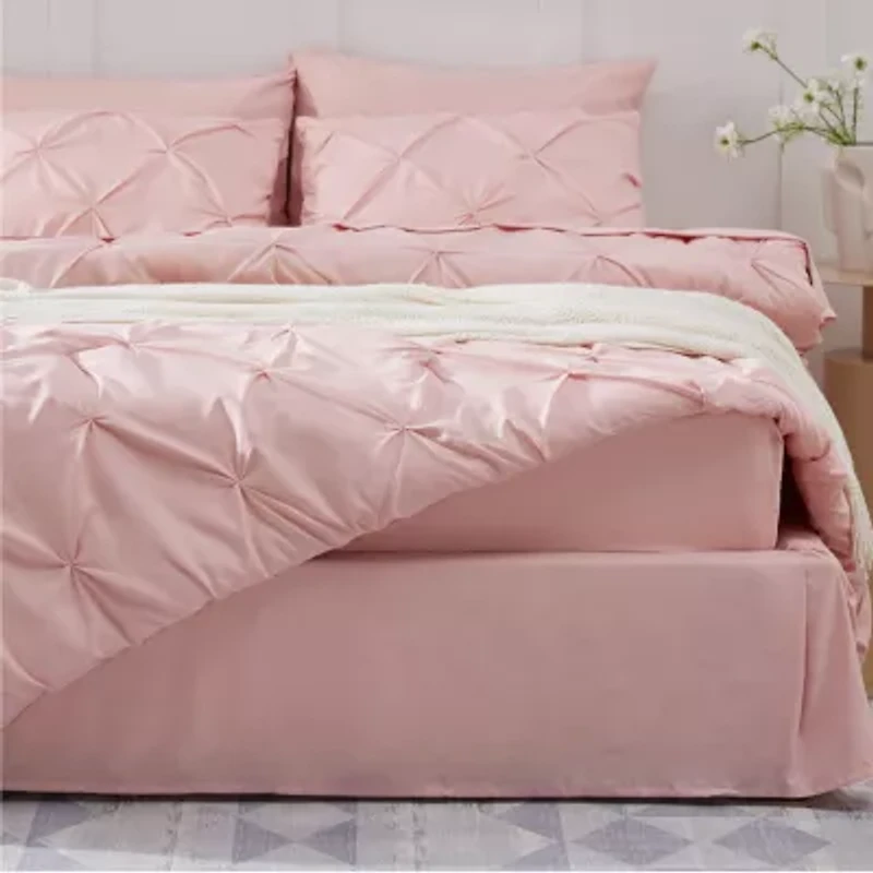 7 Piece GentleSoft™ Pintuck Comforter Bed Bag Set