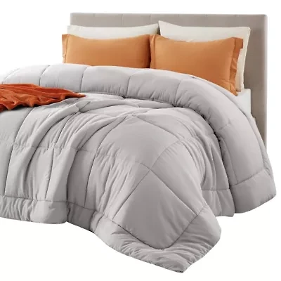 GentleSoft™ Down Alternative Comforter