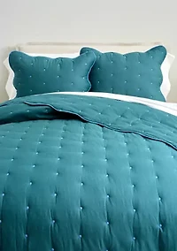 Scalloped Edge Quilt Set