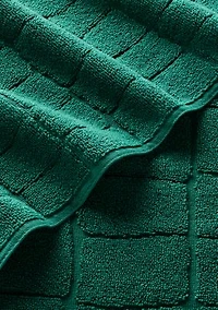 Croc Scale Bath Towel