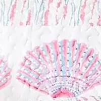 Scallop Shell Reversible Quilt Set