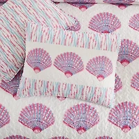 Scallop Shell Reversible Quilt Set