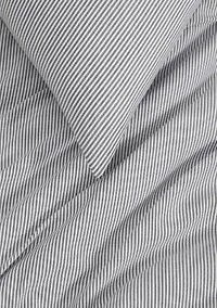 Sandbar Stripe Textured Cotton Comforter Set