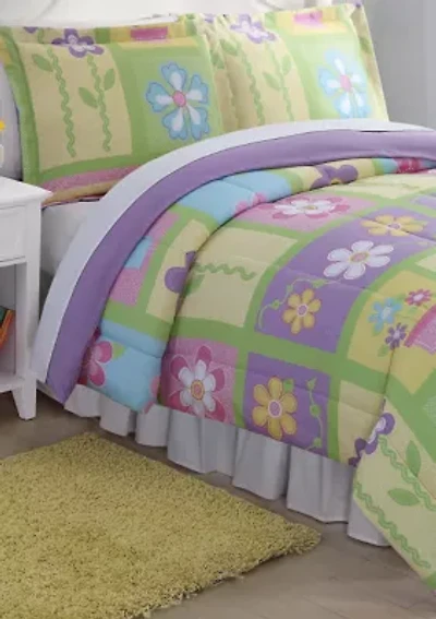 Sweet Helena Comforter Set