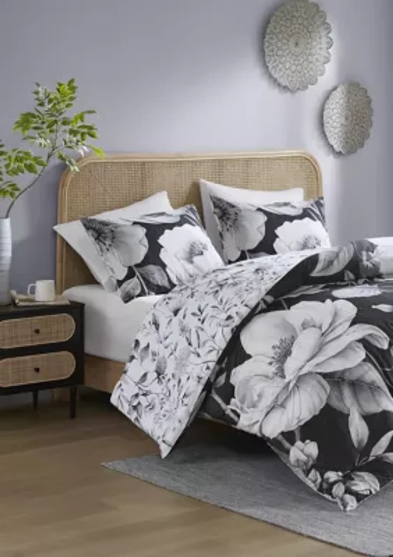 Deena Comforter Set