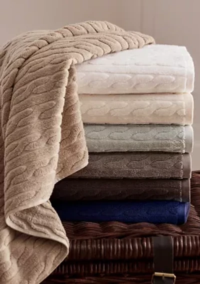 Sanders Cable Bath Towels