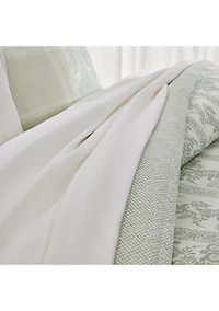 Wakefield Comforter Set