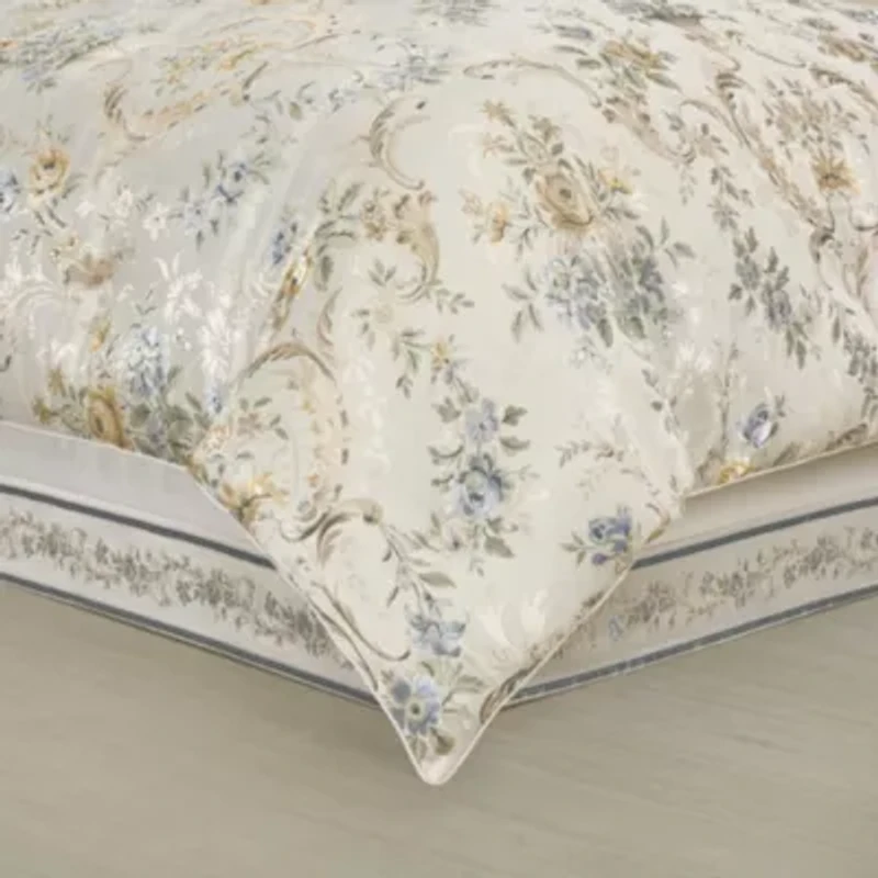 Genevieve 4pc. Comforter Set