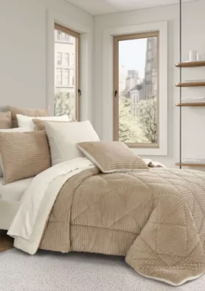 Everett 3pc. Comforter Set