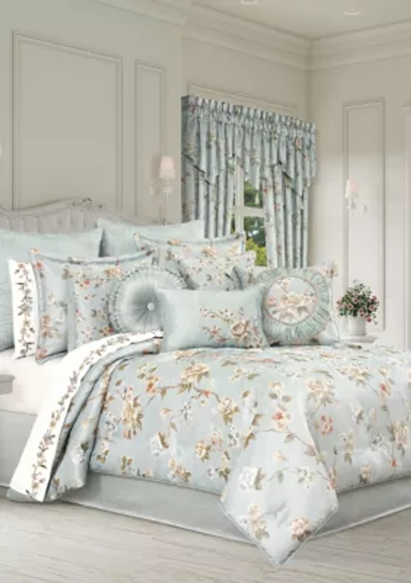 Prestige 4 Piece Comforter Set