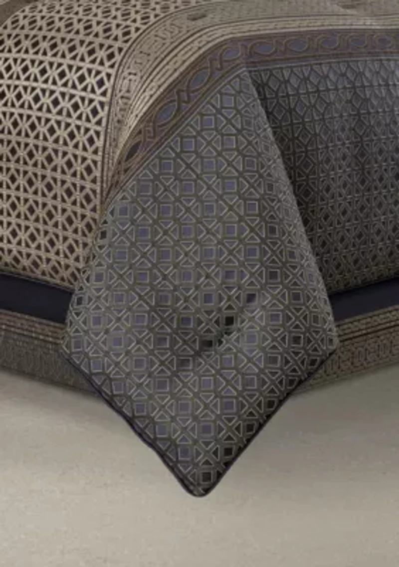 Alaro 4pc. Comforter Set