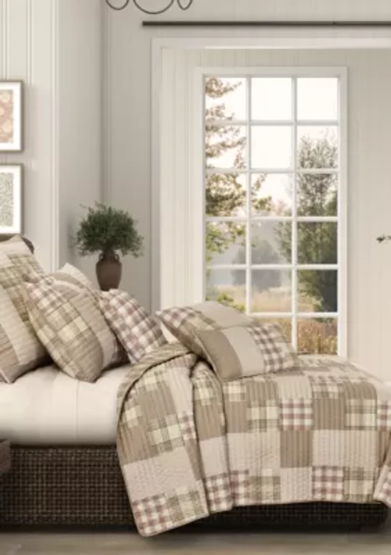 Mayfair Quilt