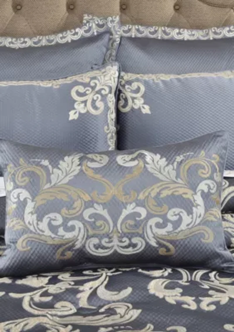 Dicaprio Boudoir Decorative Throw Pillow