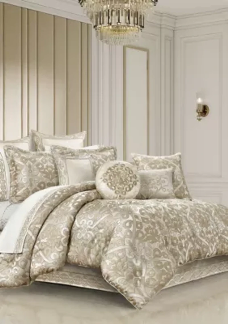 Amaretto 18" Square Decorative Throw Pillow