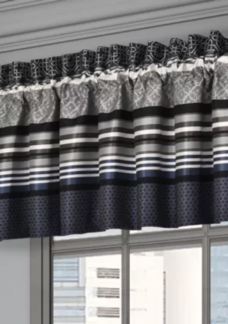 Carlisle Window Straight Valance