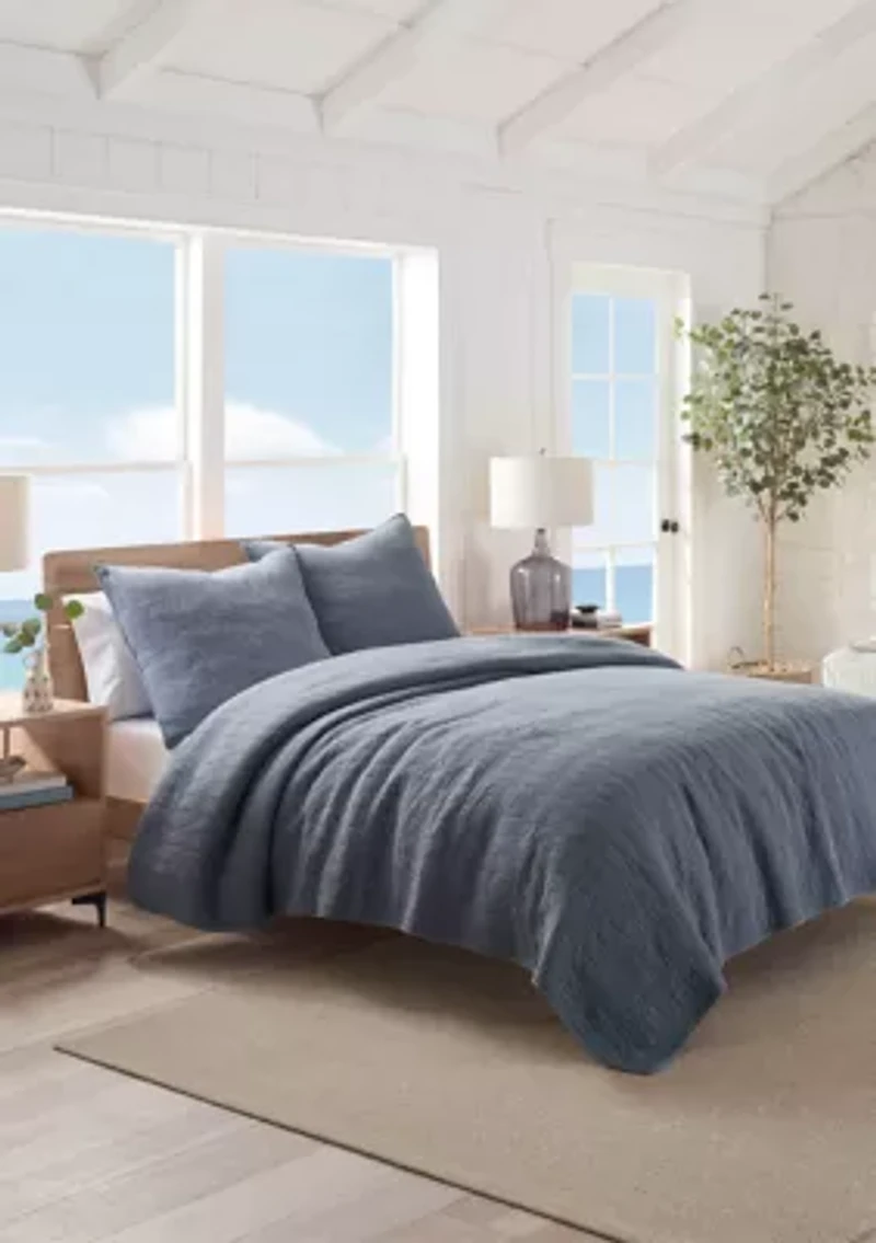 Laurel Grove Euro Quilt Set