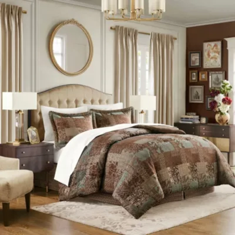Galleria 4 Piece Comforter Set