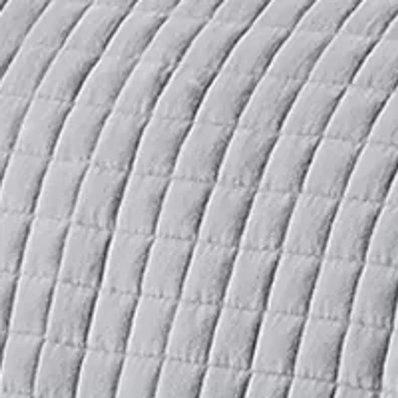 Legacy Velvet Quilt Set