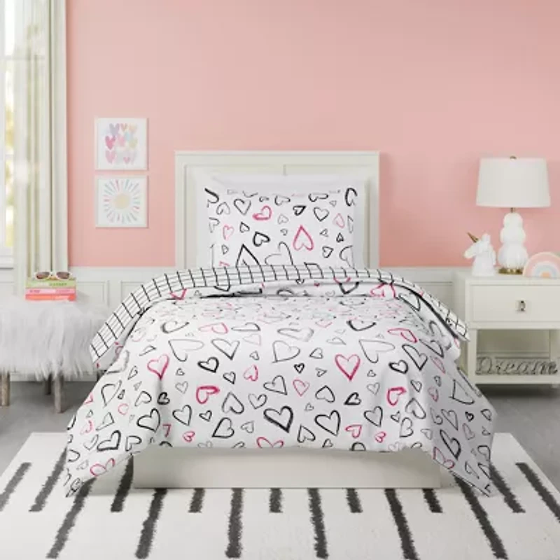 Roxy Hearts Reversible Comforter Set