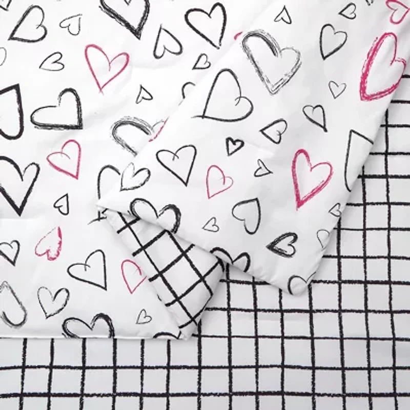 Roxy Hearts Reversible Comforter Set
