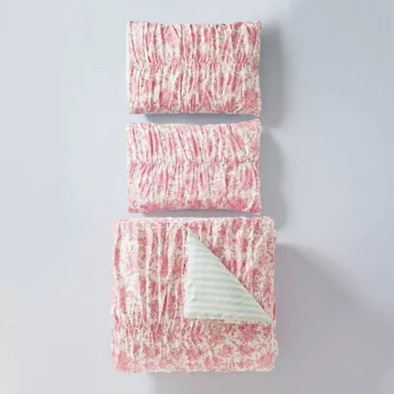 Fancy Toile Pleated Comforter Set