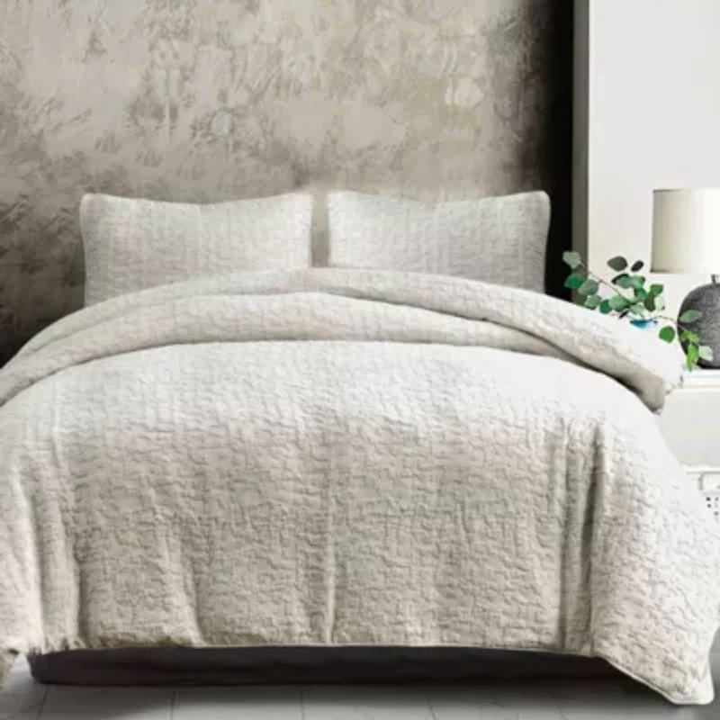 Porto Matelassé Comforter Set