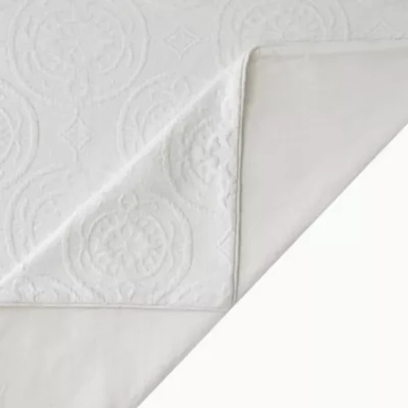 Verona Matelassé Comforter Set, 3-Piece